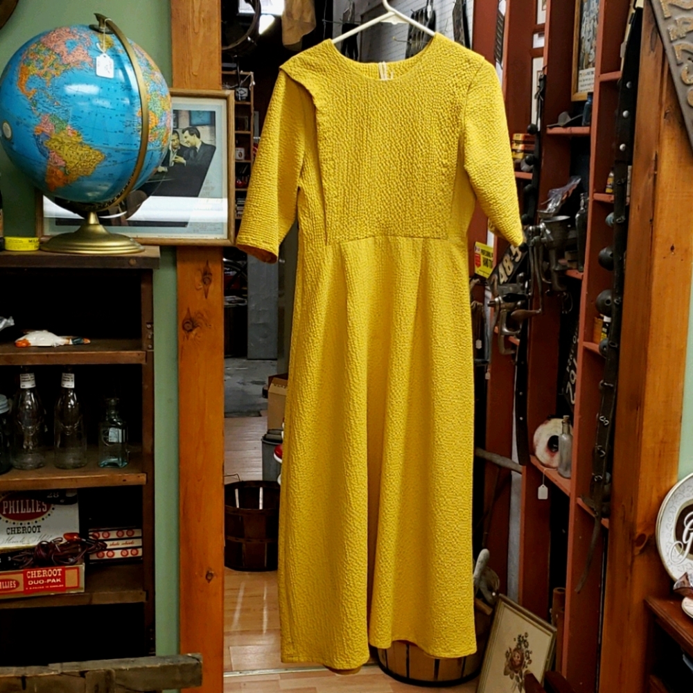 Authentic plain Amish/Mennonite handmade dress